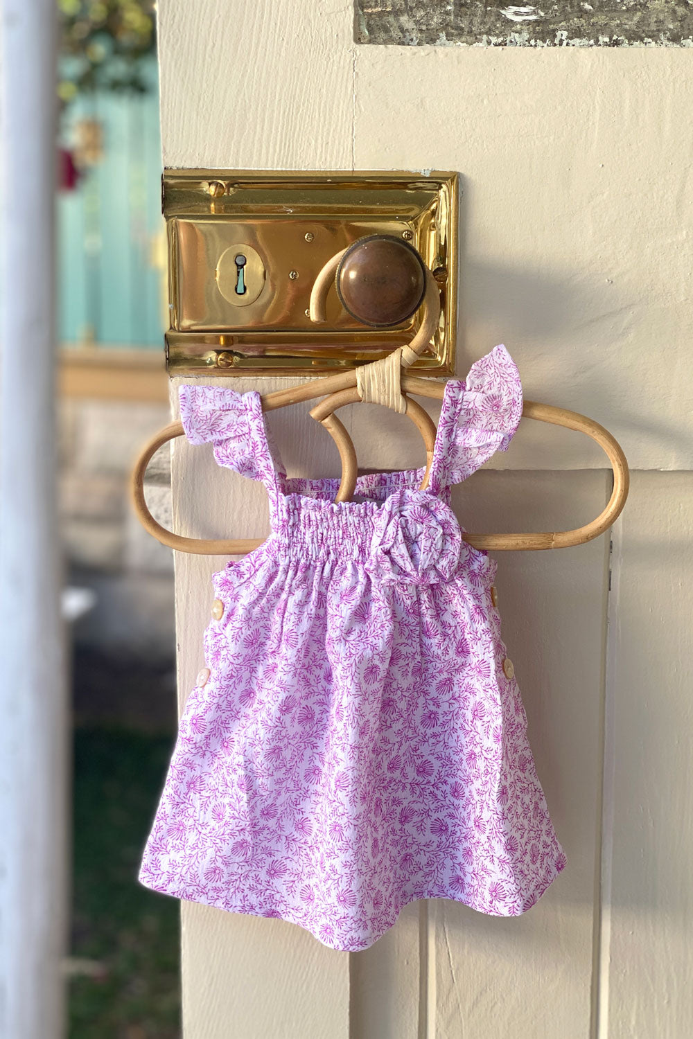 SAN ANTONIO FLUTTER SLEEVE TOP