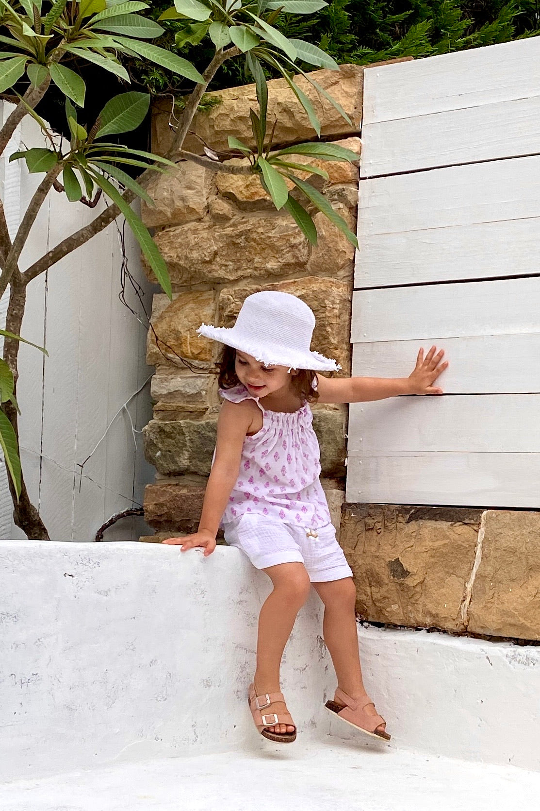 SAN ANTONIO FLUTTER SLEEVE TOP