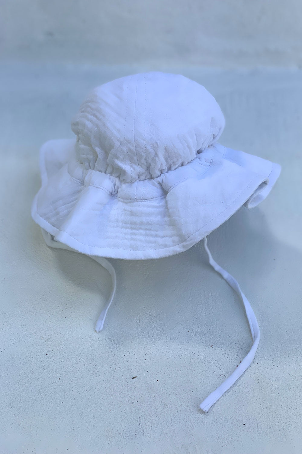 Bambino Baby Sun Hat - Unisex - White - MY ISLAND COLLECTIVE