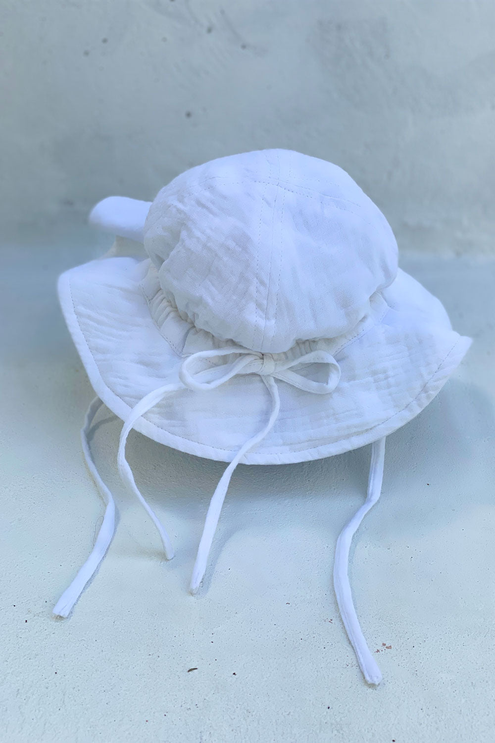 Bambino Baby Sun Hat - Unisex - White - MY ISLAND COLLECTIVE