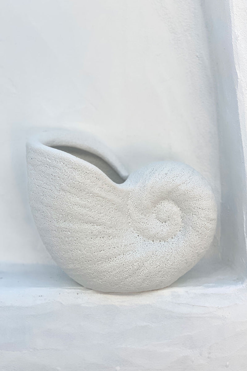 Nautilus Ceramic Planter - White
