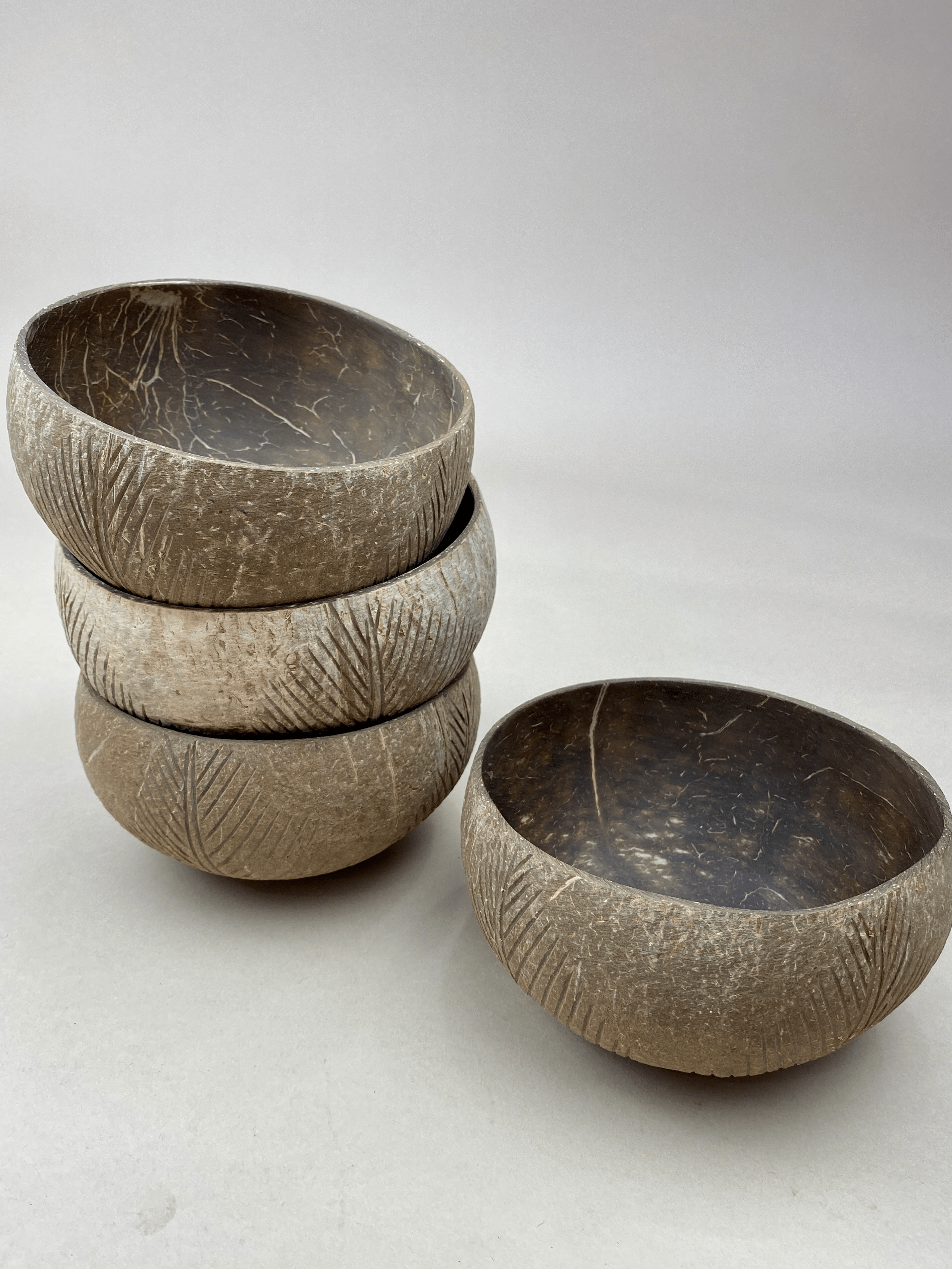 LEAF / JUMBO COCONUT BOWL - MY ISLAND COLLECTIVE
