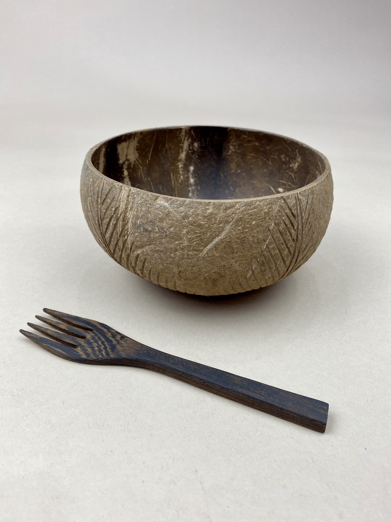 LEAF / JUMBO COCONUT BOWLS (1) - MY ISLAND COLLECTIVE