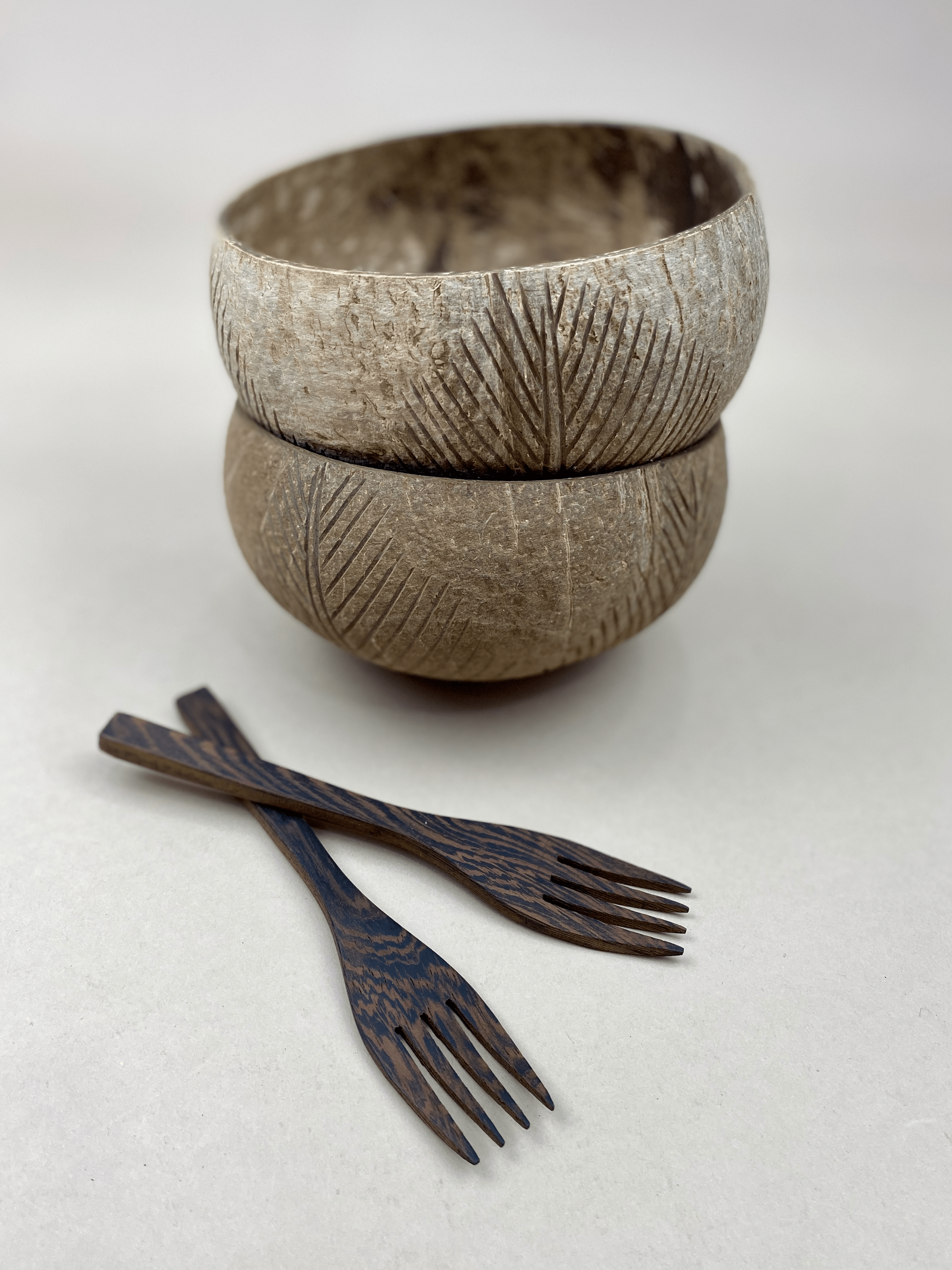 LEAF / JUMBO COCONUT BOWLS (2) - MY ISLAND COLLECTIVE
