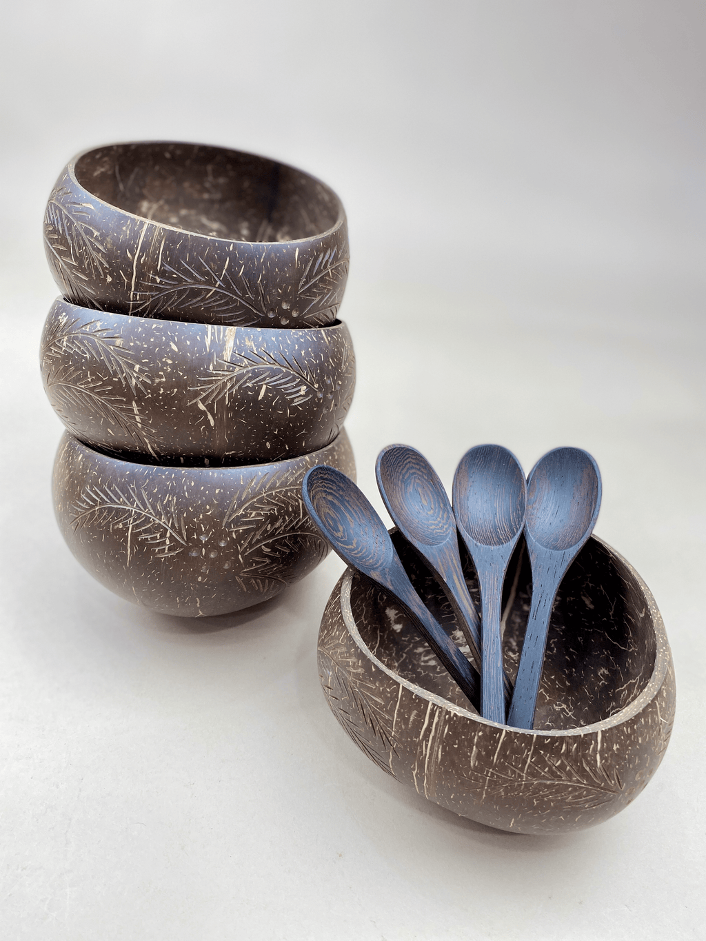 PALM TREE / JUMBO COCONUT BOWLS(4) - MY ISLAND COLLECTIVE