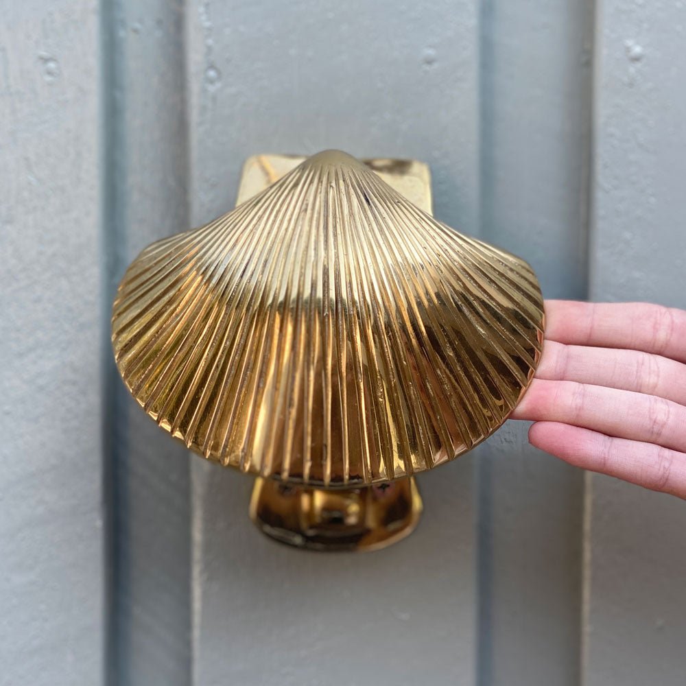 Scallop Brass Door Knocker - Shiny Brass - MY ISLAND COLLECTIVE